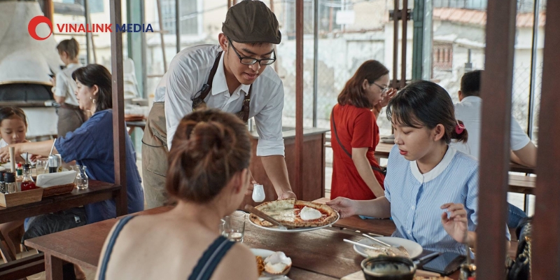 Phân tích chiến lược marketing của Pizza 4P's - Quảng bá